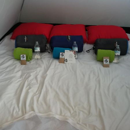 Camping & Travel Antigua Extérieur photo